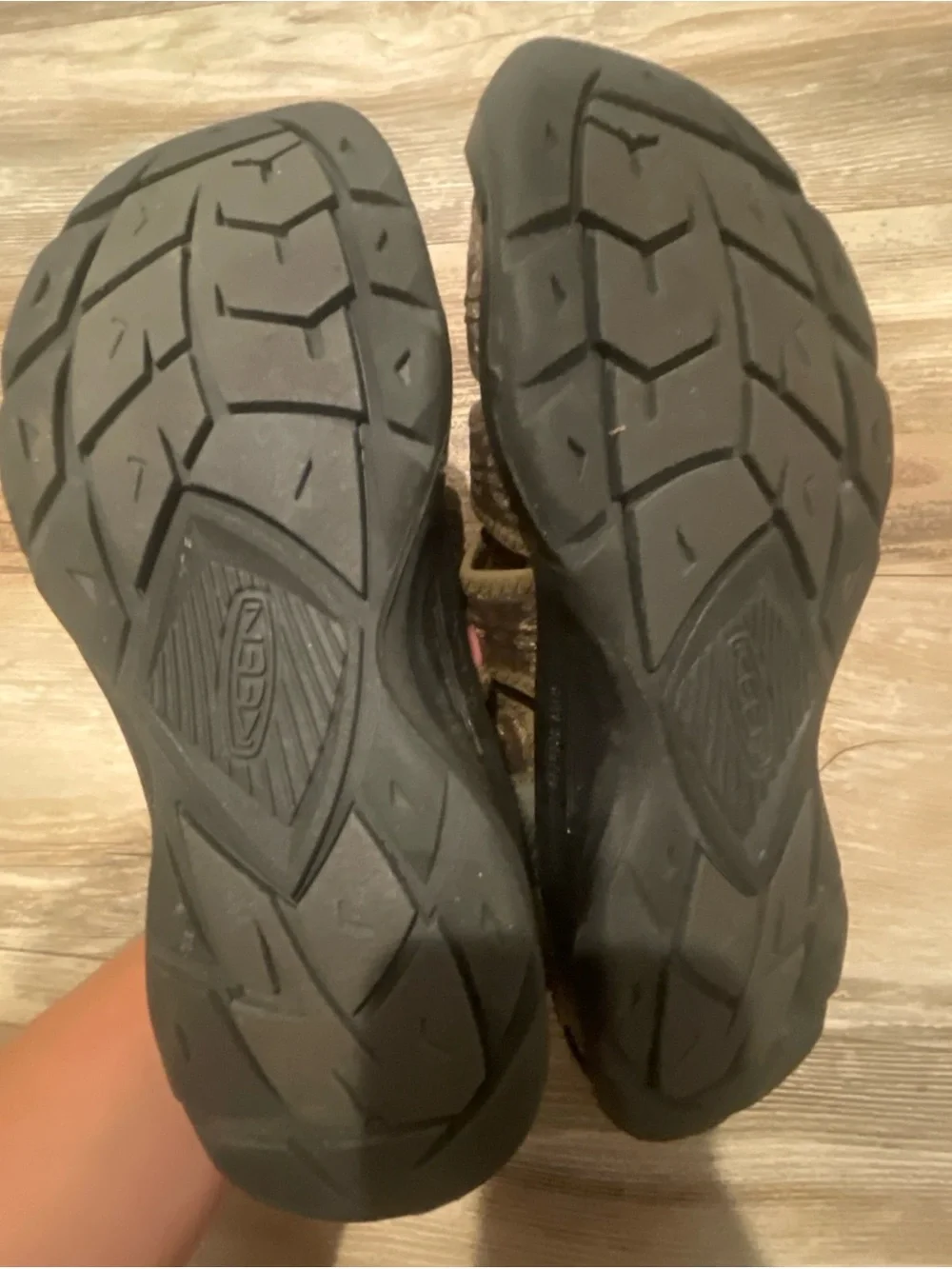 Keen EvoFit One Waterproof Sport Sandals Mens 11 Olive Green Camo Bungee Cord